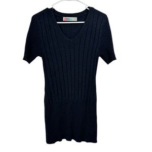 Free People Beach Size Medium Black Short Sleeve Double Ribbed Sweater Tunic